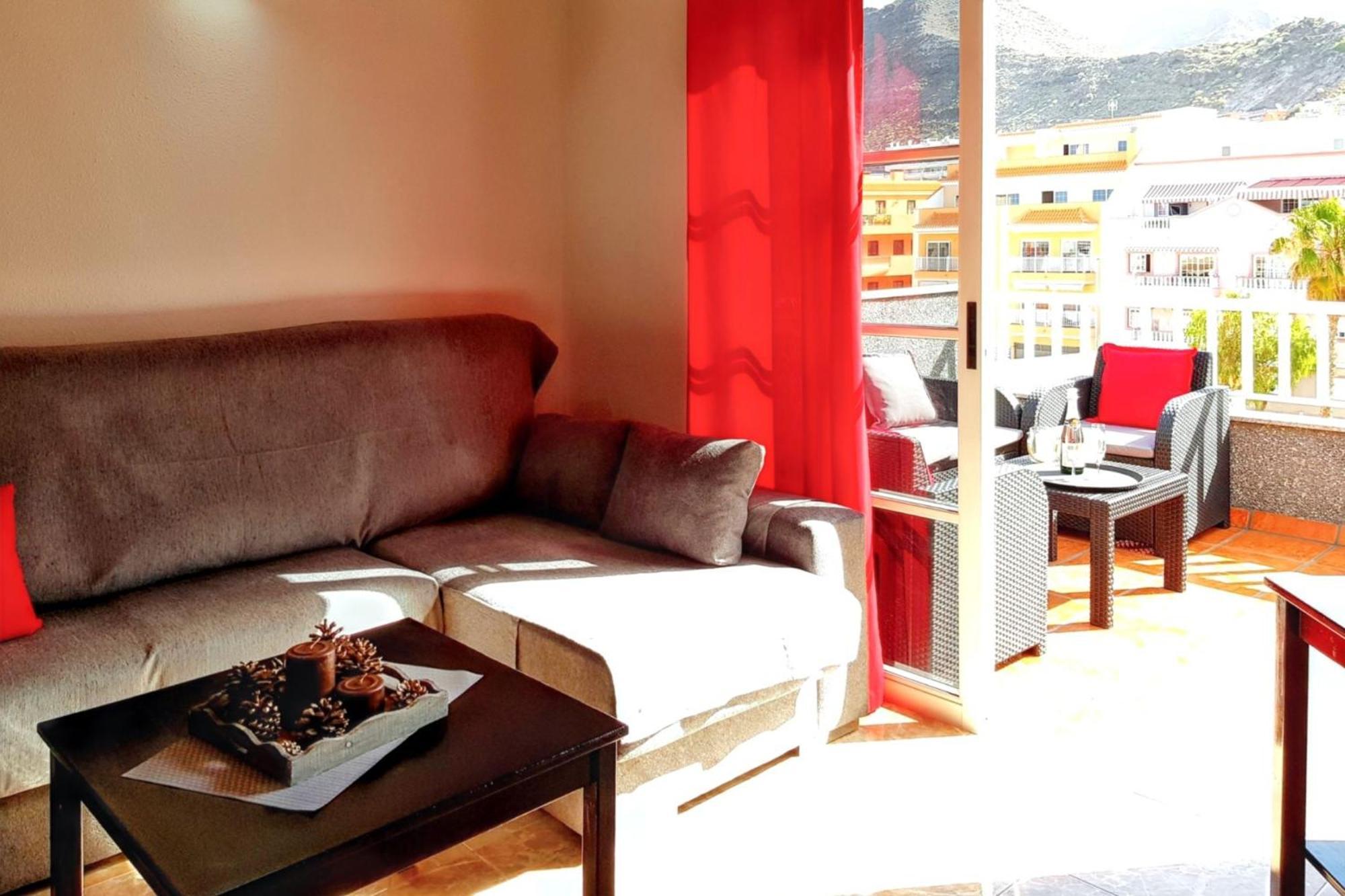 Modern Apartment In Puerto De Santiago - 65 Sqm - Mountain View エクステリア 写真