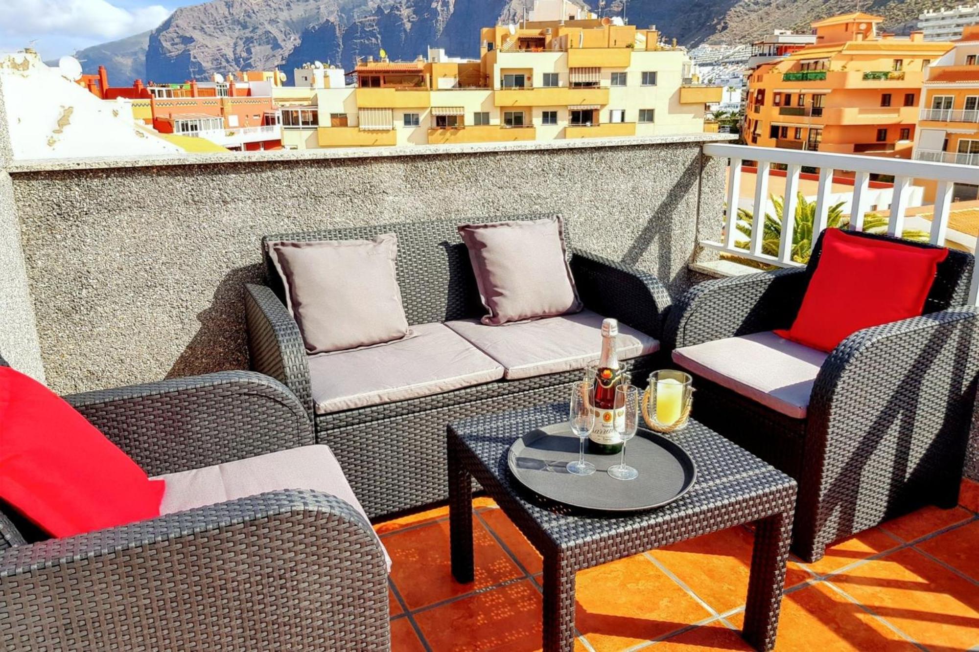 Modern Apartment In Puerto De Santiago - 65 Sqm - Mountain View エクステリア 写真
