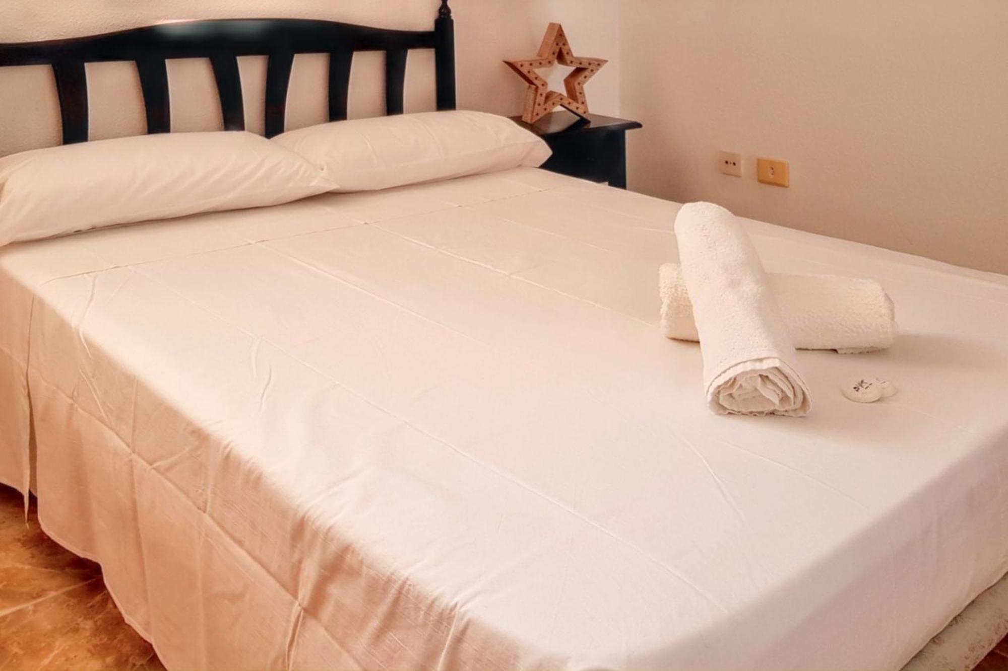 Modern Apartment In Puerto De Santiago - 65 Sqm - Mountain View エクステリア 写真